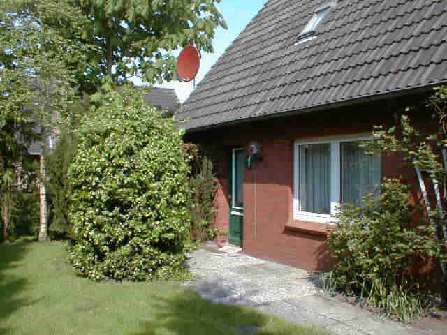 Rundweg 1, Eingang
